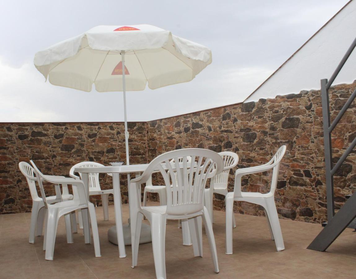 Ferienwohnung El Rincon De Matias Segura de León Exterior foto